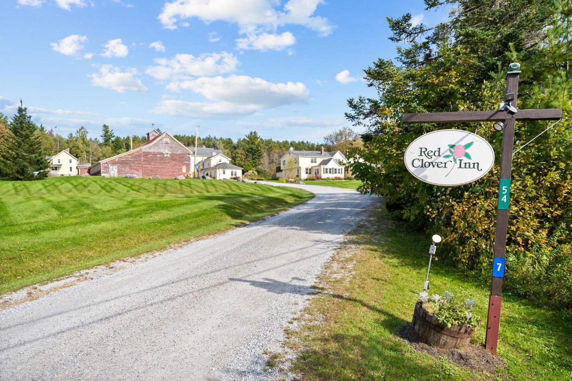 Red Clover Inn Mendon Exteriör bild